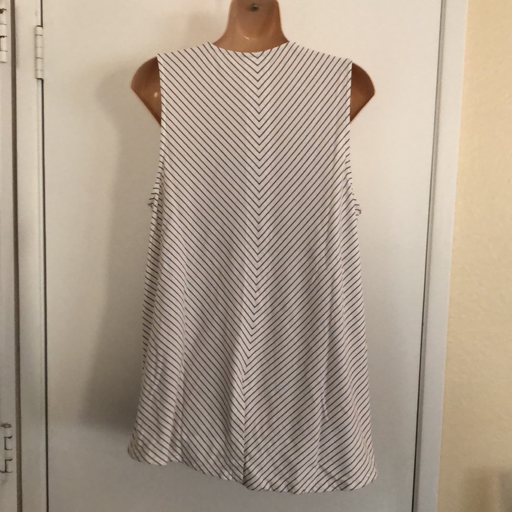 JJill cotton tank striped Women’s Size Medium ExCo - Picture 5 of 8